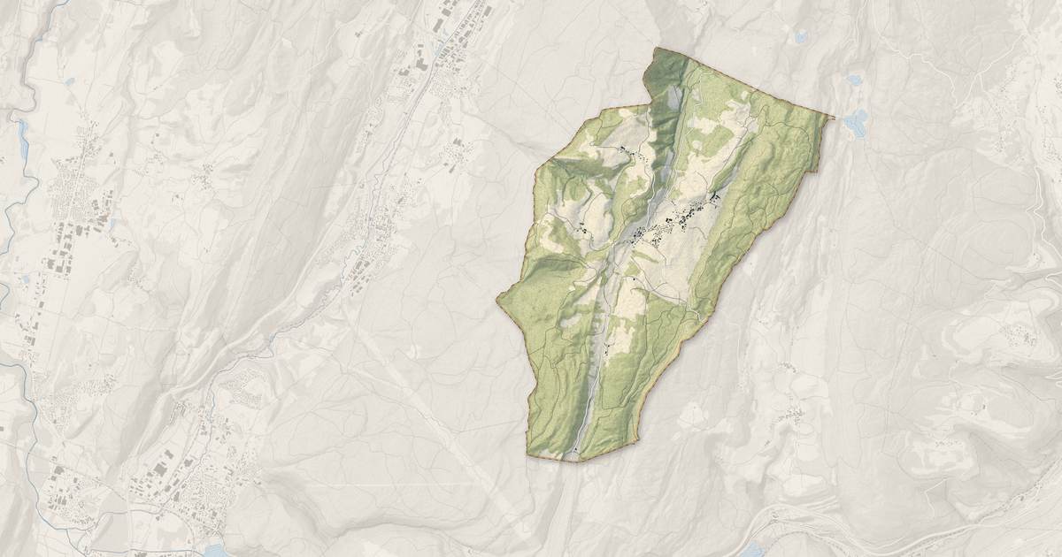 Portrait cartographique de Apremont : relief, eau, forêts, bâti et voies, calculés à partir des données de l'IGN