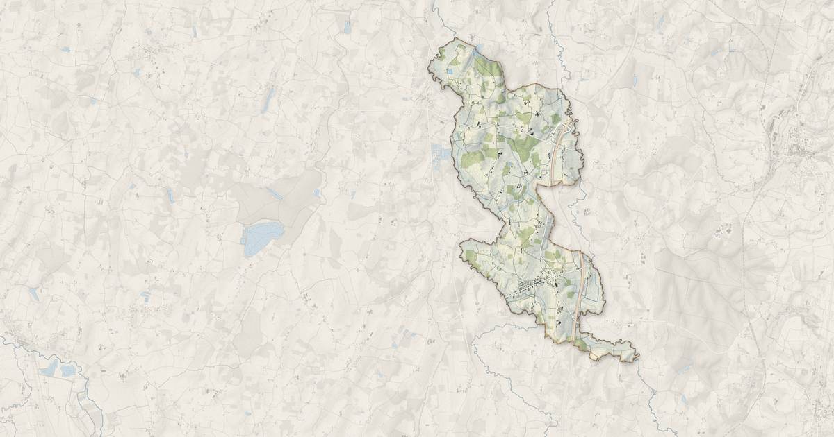 Portrait cartographique de Beaupont : relief, eau, forêts, bâti et voies, calculés à partir des données de l'IGN