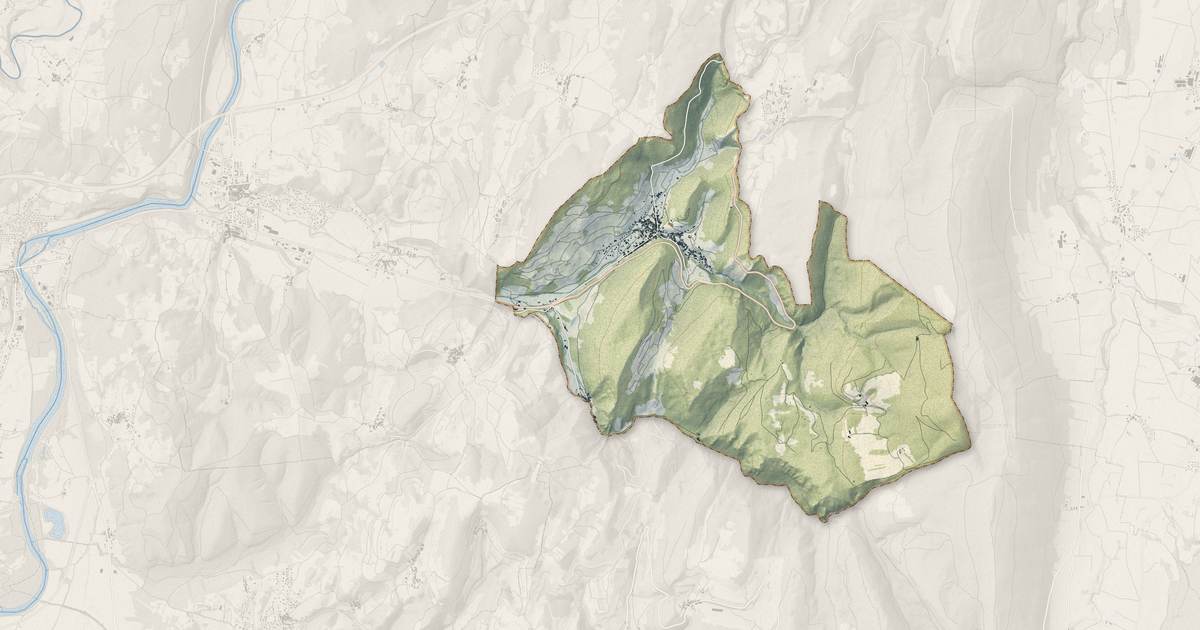 Portrait cartographique de Cerdon : relief, eau, forêts, bâti et voies, calculés à partir des données de l'IGN