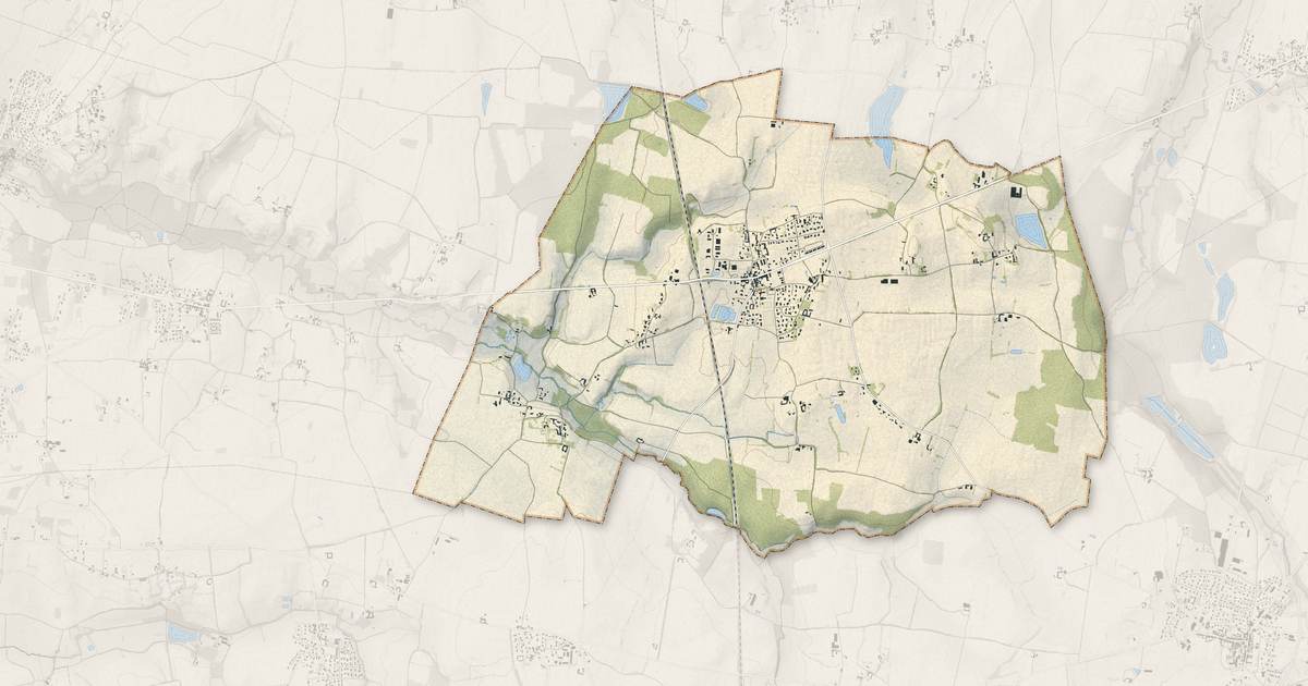 Portrait cartographique de Chaneins : relief, eau, forêts, bâti et voies, calculés à partir des données de l'IGN