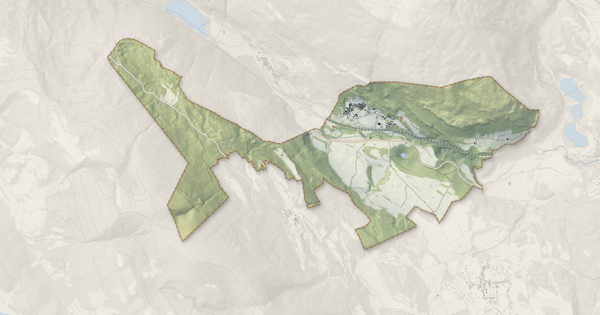 Portrait cartographique de Cheignieu-la-Balme : relief, eau, forêts, bâti et voies, calculés à partir des données de l'IGN