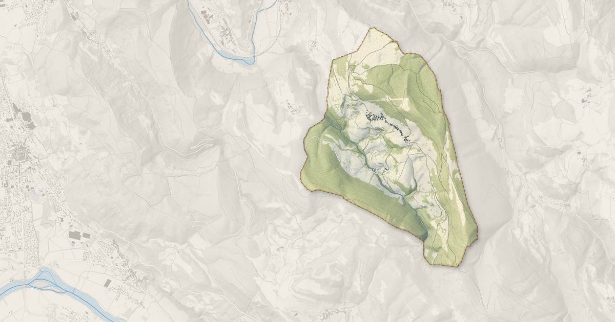 Portrait cartographique de Cleyzieu : relief, eau, forêts, bâti et voies, calculés à partir des données de l'IGN
