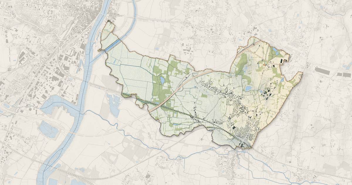 Portrait cartographique de Crottet : relief, eau, forêts, bâti et voies, calculés à partir des données de l'IGN