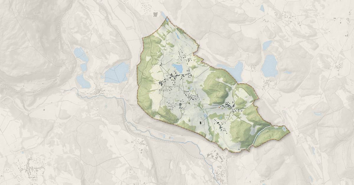 Portrait cartographique de Cuzieu : relief, eau, forêts, bâti et voies, calculés à partir des données de l'IGN