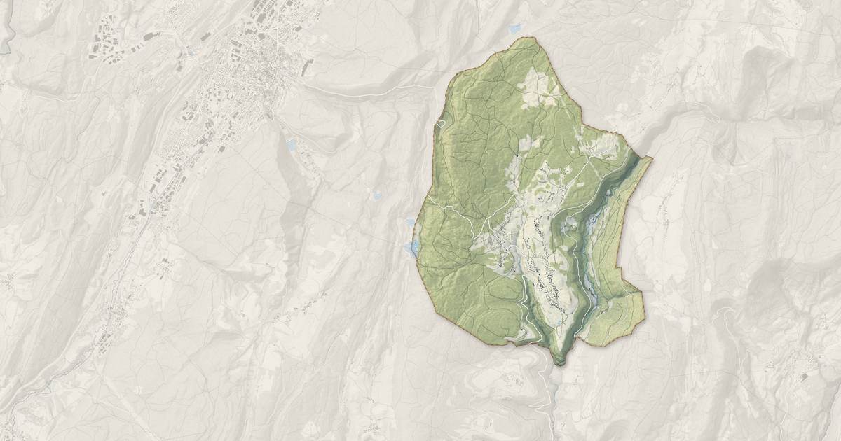 Portrait cartographique de Échallon : relief, eau, forêts, bâti et voies, calculés à partir des données de l'IGN