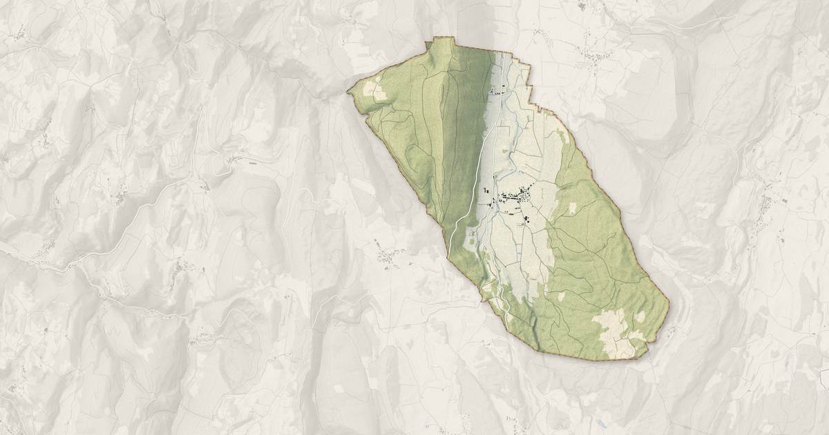 Portrait cartographique de Izenave : relief, eau, forêts, bâti et voies, calculés à partir des données de l'IGN