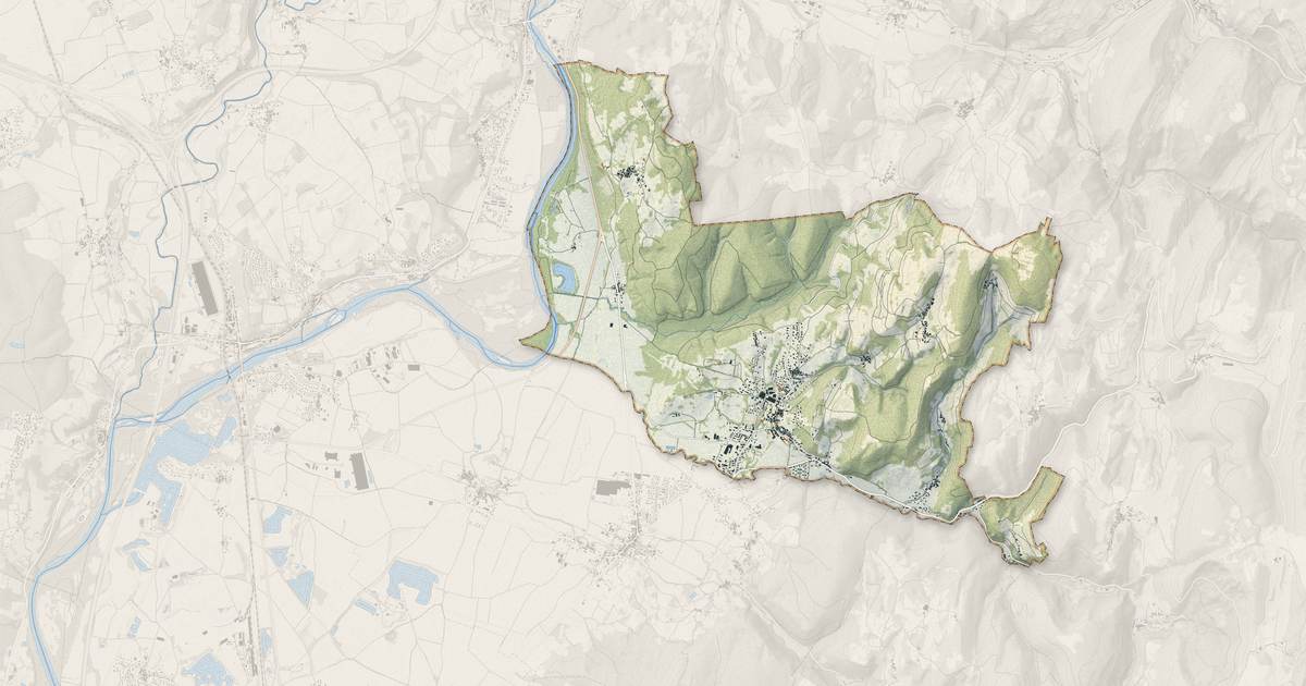 Portrait cartographique de Jujurieux : relief, eau, forêts, bâti et voies, calculés à partir des données de l'IGN