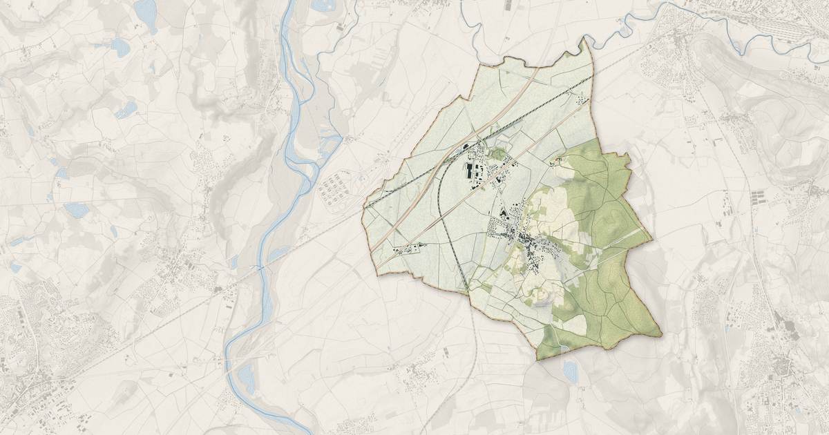 Portrait cartographique de Leyment : relief, eau, forêts, bâti et voies, calculés à partir des données de l'IGN