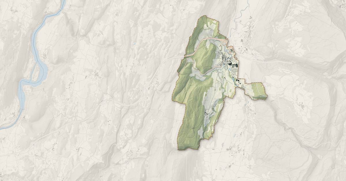 Portrait cartographique de Maillat : relief, eau, forêts, bâti et voies, calculés à partir des données de l'IGN