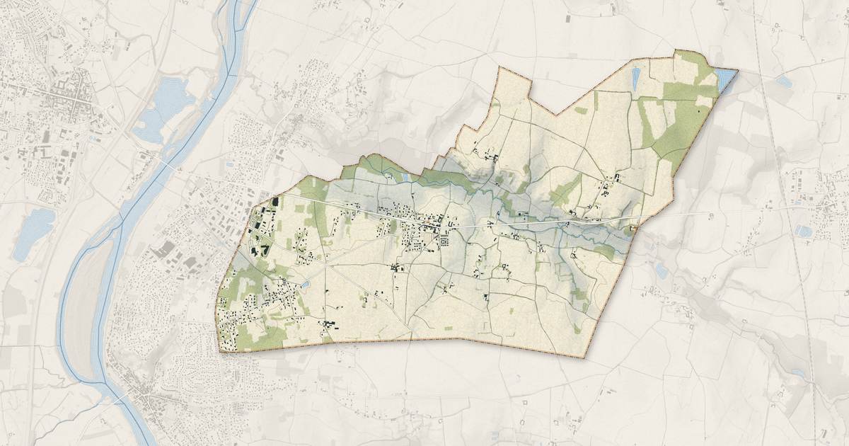 Portrait cartographique de Montceaux : relief, eau, forêts, bâti et voies, calculés à partir des données de l'IGN