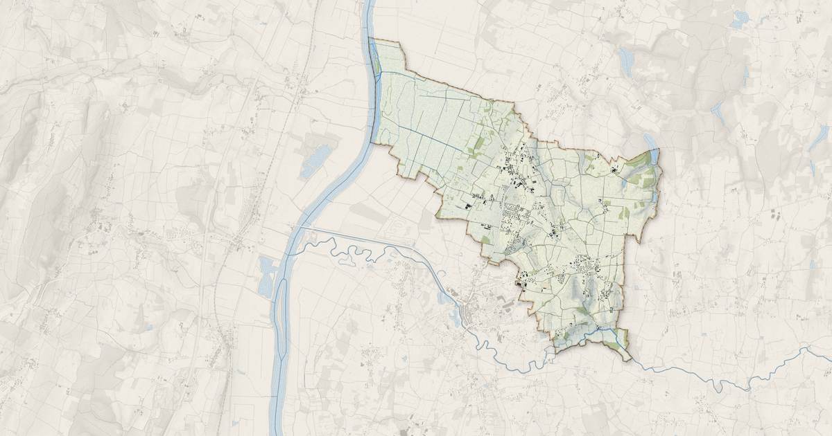 Portrait cartographique de Saint-Bénigne : relief, eau, forêts, bâti et voies, calculés à partir des données de l'IGN