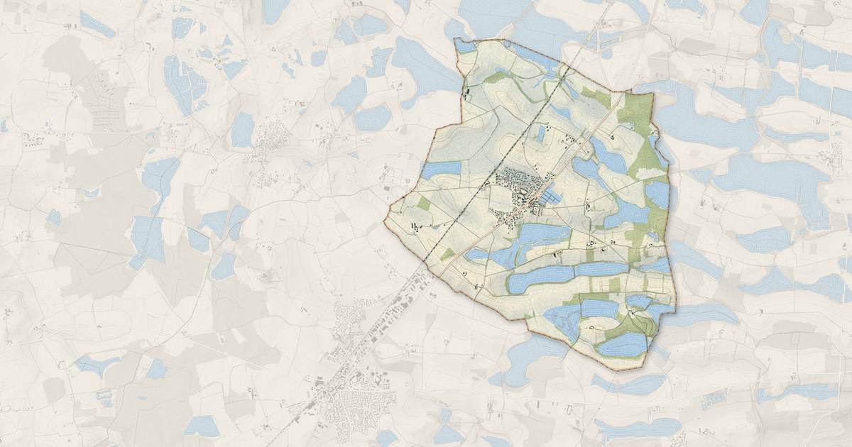Portrait cartographique de Saint-Marcel : relief, eau, forêts, bâti et voies, calculés à partir des données de l'IGN