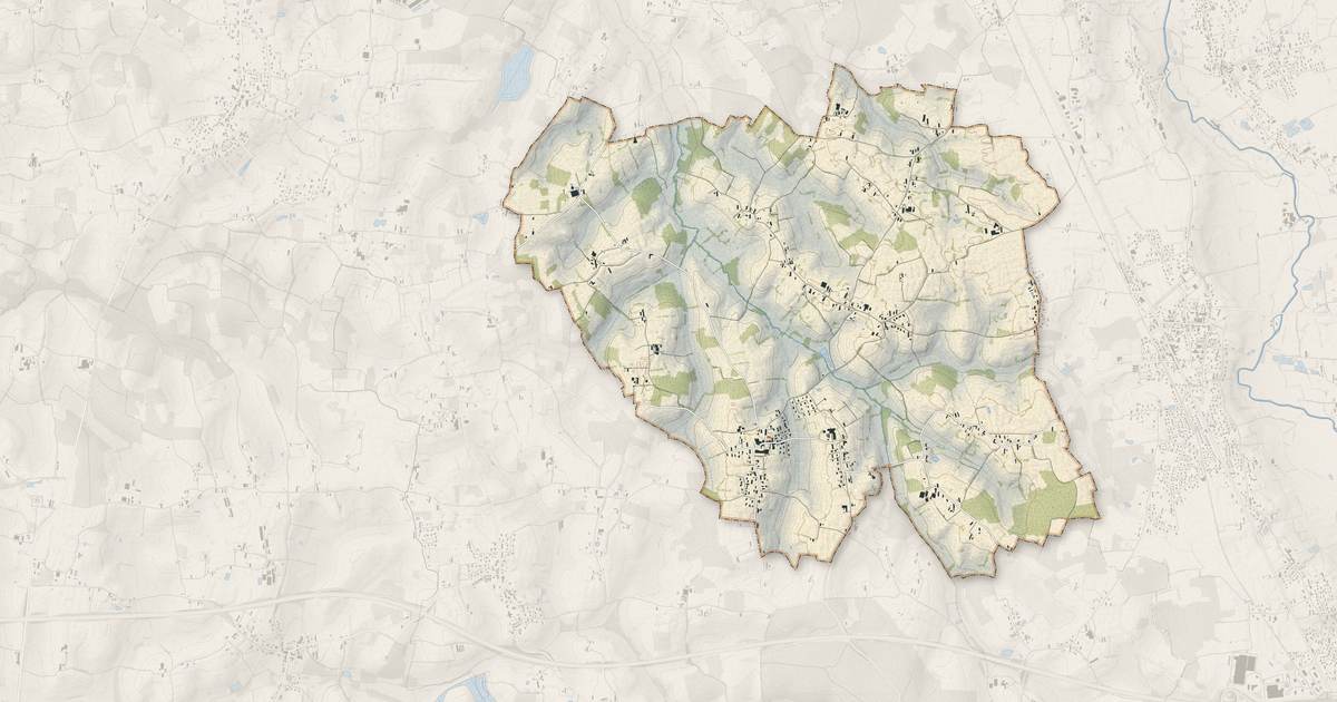Portrait cartographique de Saint-Martin-le-Châtel : relief, eau, forêts, bâti et voies, calculés à partir des données de l'IGN