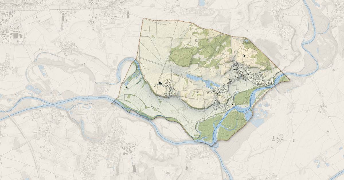 Portrait cartographique de Saint-Maurice-de-Gourdans : relief, eau, forêts, bâti et voies, calculés à partir des données de l'IGN