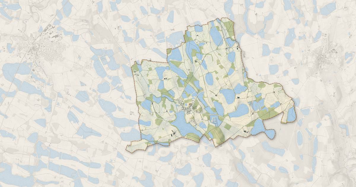 Portrait cartographique de Versailleux : relief, eau, forêts, bâti et voies, calculés à partir des données de l'IGN
