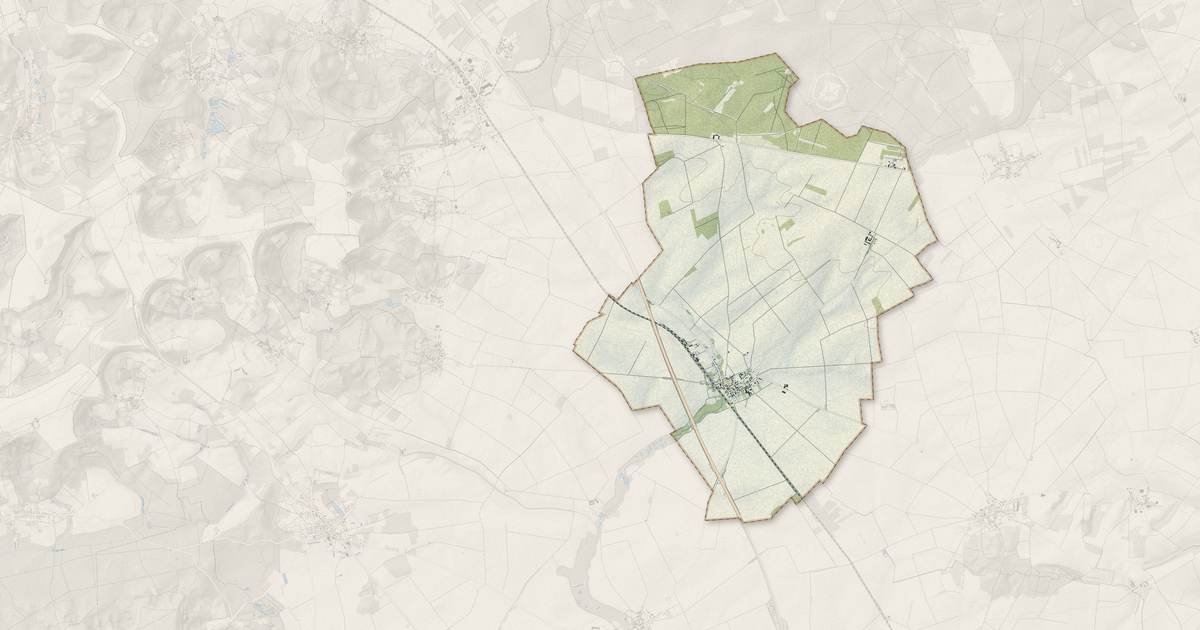 Portrait cartographique de Amifontaine : relief, eau, forêts, bâti et voies, calculés à partir des données de l'IGN