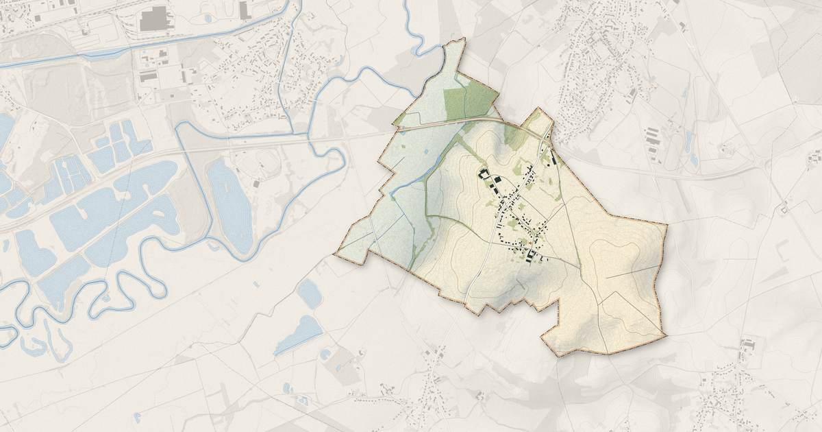 Portrait cartographique de Andelain : relief, eau, forêts, bâti et voies, calculés à partir des données de l'IGN