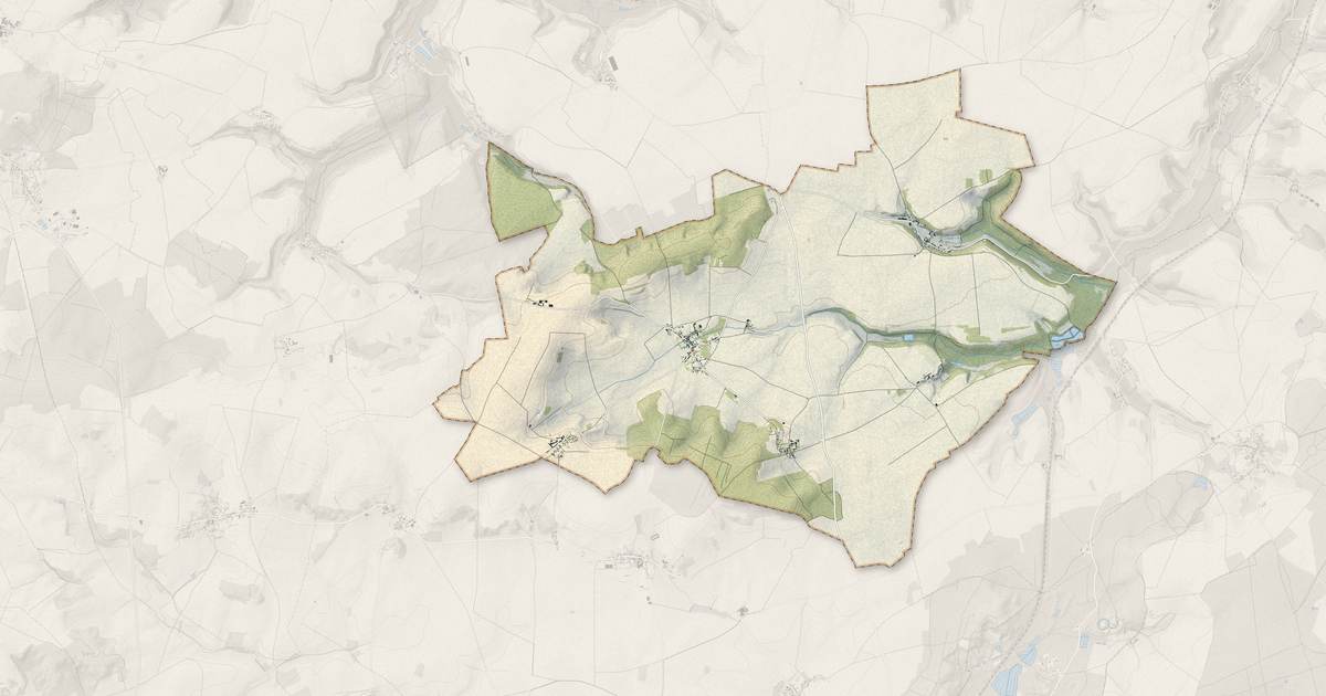 Portrait cartographique de Arcy-Sainte-Restitue : relief, eau, forêts, bâti et voies, calculés à partir des données de l'IGN