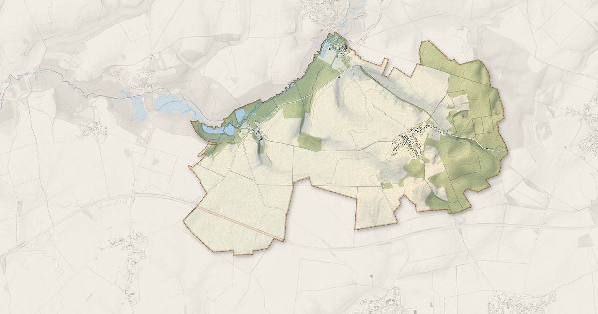 Portrait cartographique de Attilly : relief, eau, forêts, bâti et voies, calculés à partir des données de l'IGN