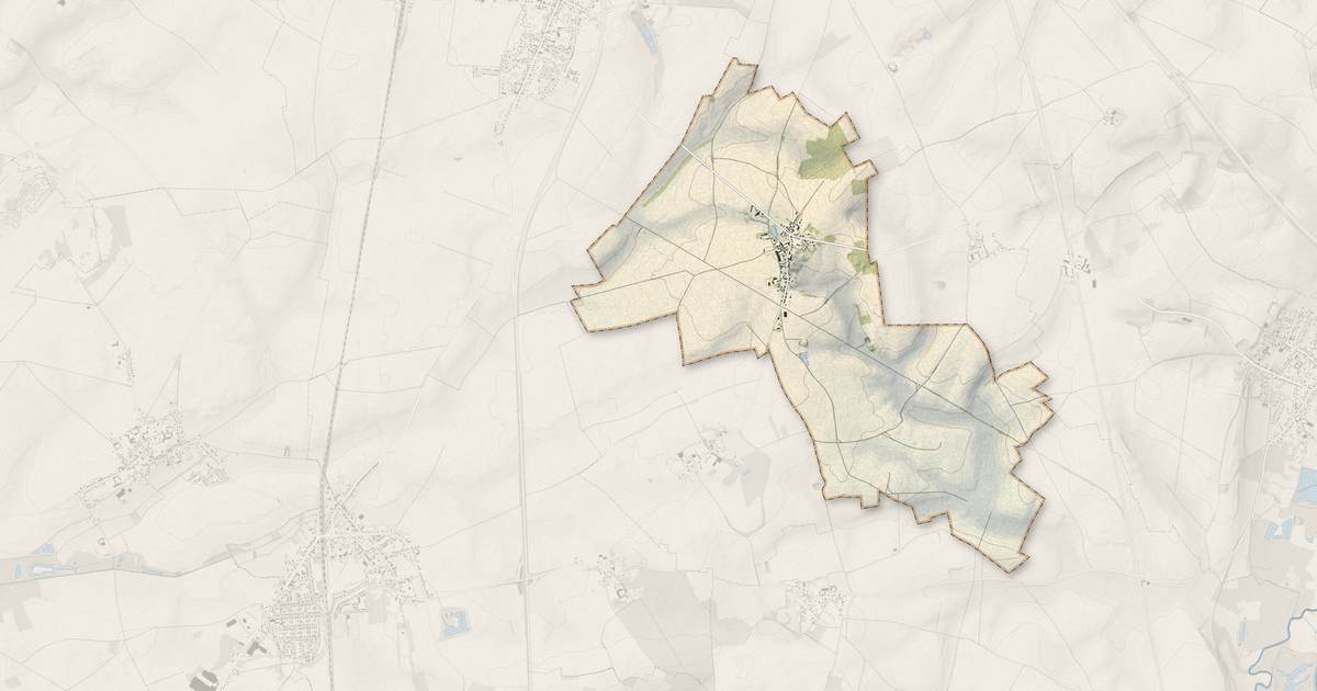 Portrait cartographique de Benay : relief, eau, forêts, bâti et voies, calculés à partir des données de l'IGN
