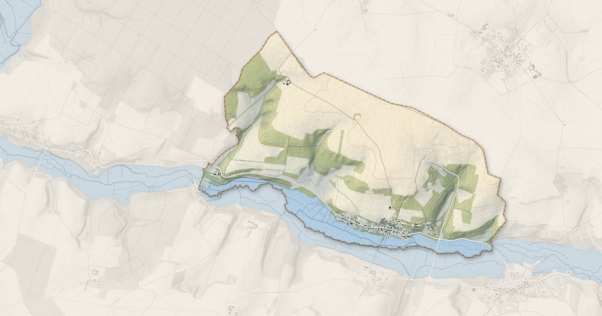 Portrait cartographique de Brumetz : relief, eau, forêts, bâti et voies, calculés à partir des données de l'IGN