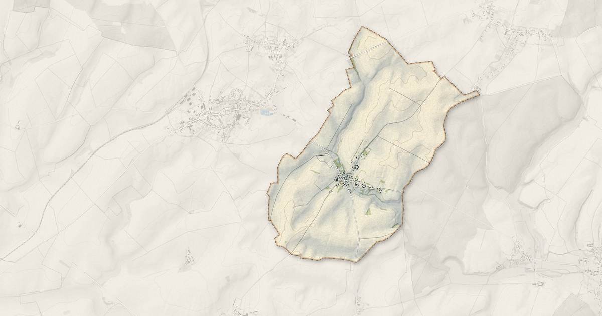 Portrait cartographique de Chevennes : relief, eau, forêts, bâti et voies, calculés à partir des données de l'IGN