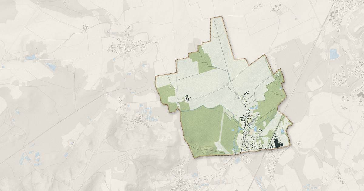 Portrait cartographique de Clacy-et-Thierret : relief, eau, forêts, bâti et voies, calculés à partir des données de l'IGN