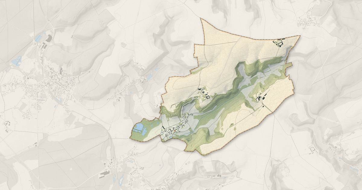 Portrait cartographique de Coucy-la-Ville : relief, eau, forêts, bâti et voies, calculés à partir des données de l'IGN