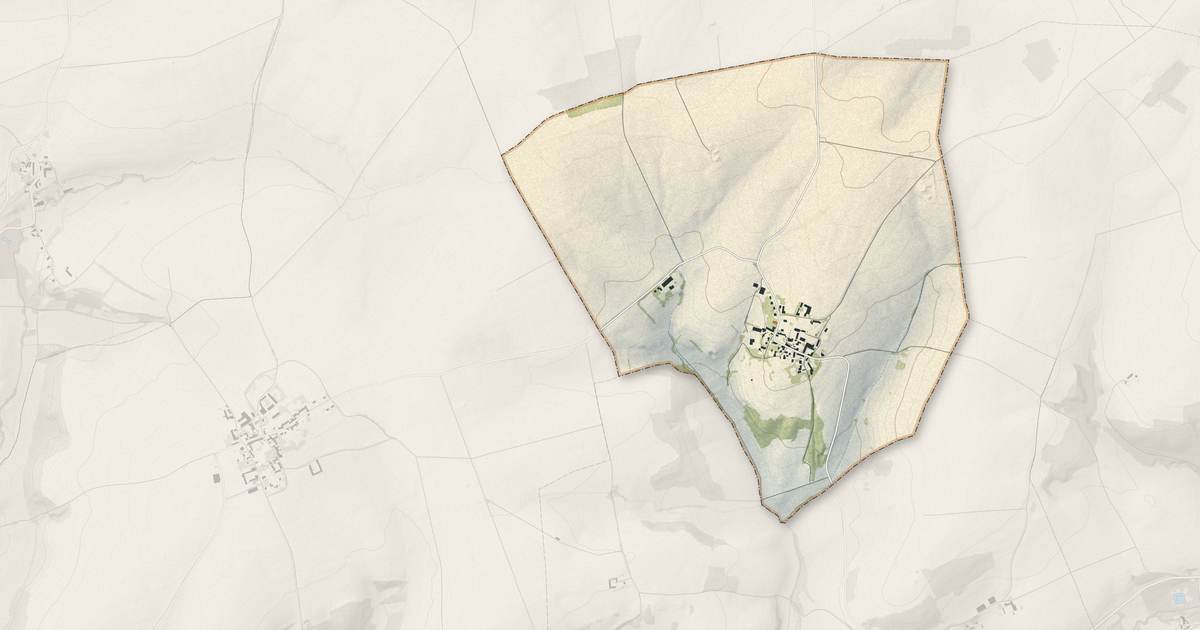 Portrait cartographique de Courchamps : relief, eau, forêts, bâti et voies, calculés à partir des données de l'IGN