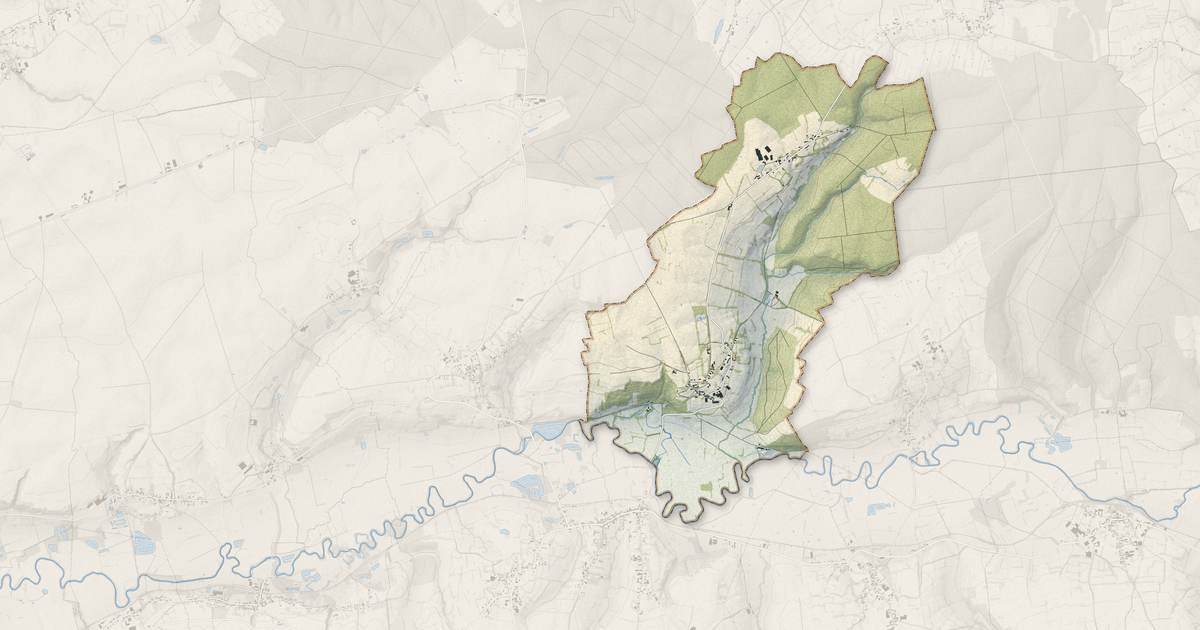 Portrait cartographique de Englancourt : relief, eau, forêts, bâti et voies, calculés à partir des données de l'IGN