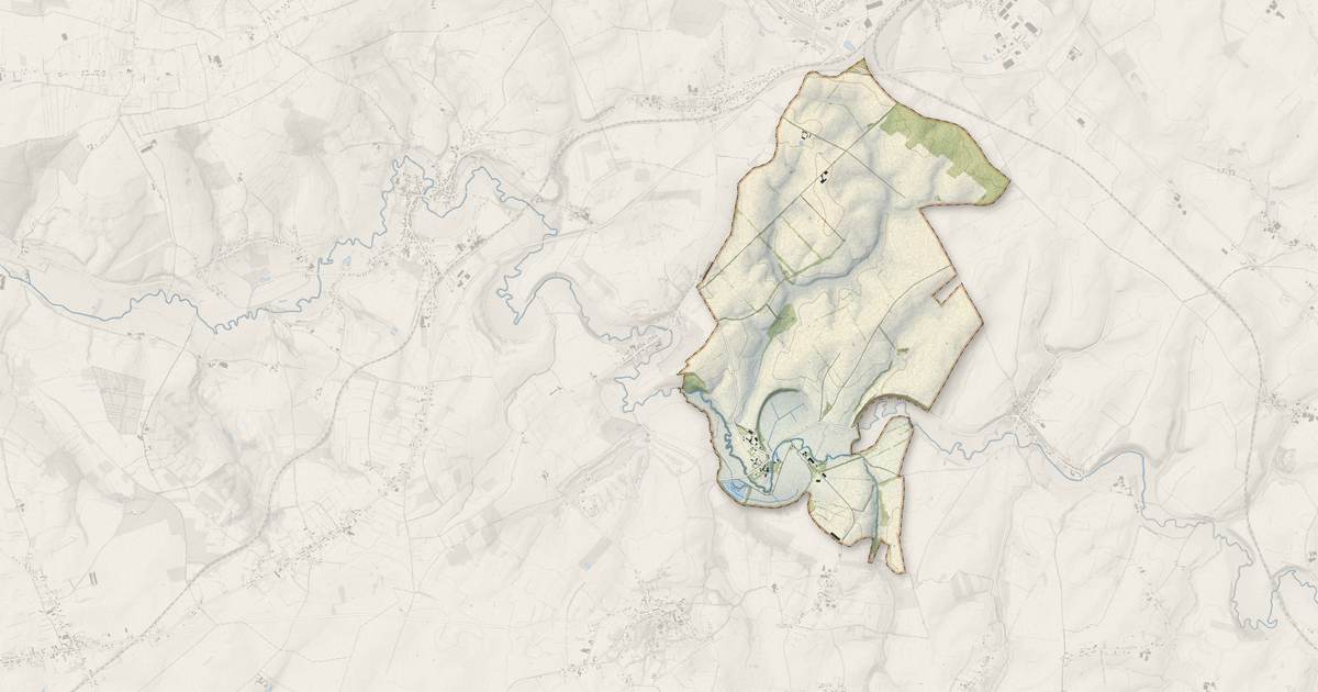 Portrait cartographique de Éparcy : relief, eau, forêts, bâti et voies, calculés à partir des données de l'IGN