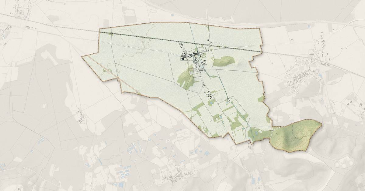 Portrait cartographique de Eppes : relief, eau, forêts, bâti et voies, calculés à partir des données de l'IGN