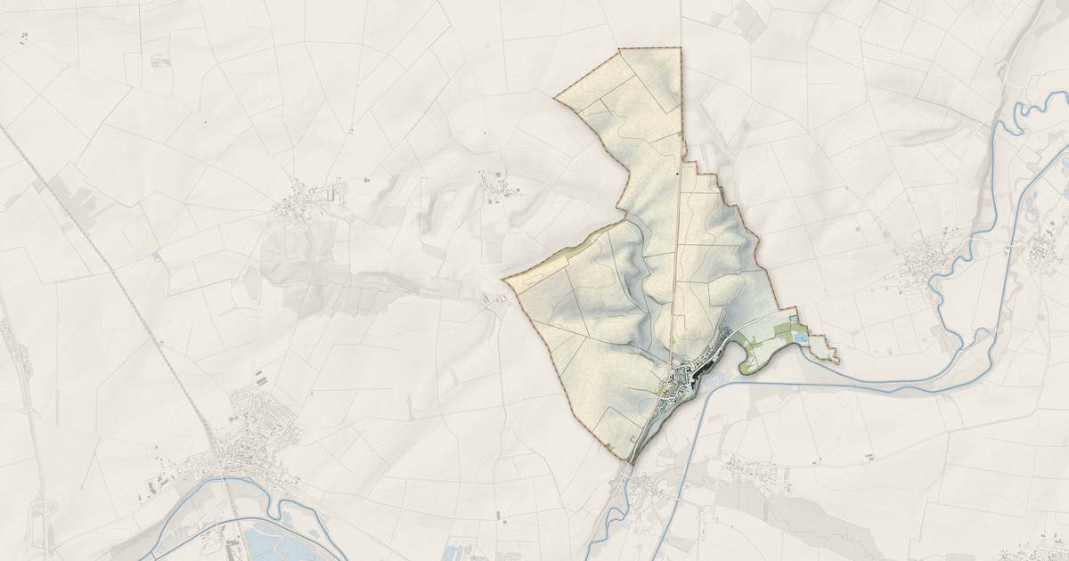 Portrait cartographique de Évergnicourt : relief, eau, forêts, bâti et voies, calculés à partir des données de l'IGN