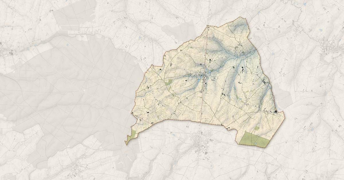 Portrait cartographique de La Flamengrie : relief, eau, forêts, bâti et voies, calculés à partir des données de l'IGN