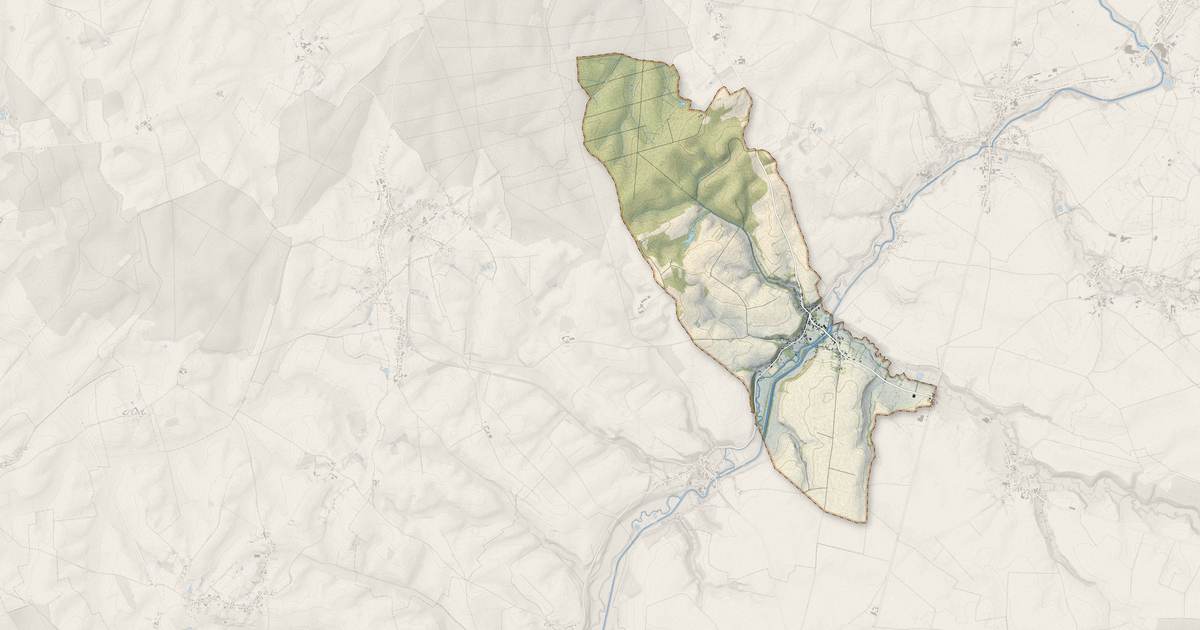 Portrait cartographique de Hannapes : relief, eau, forêts, bâti et voies, calculés à partir des données de l'IGN