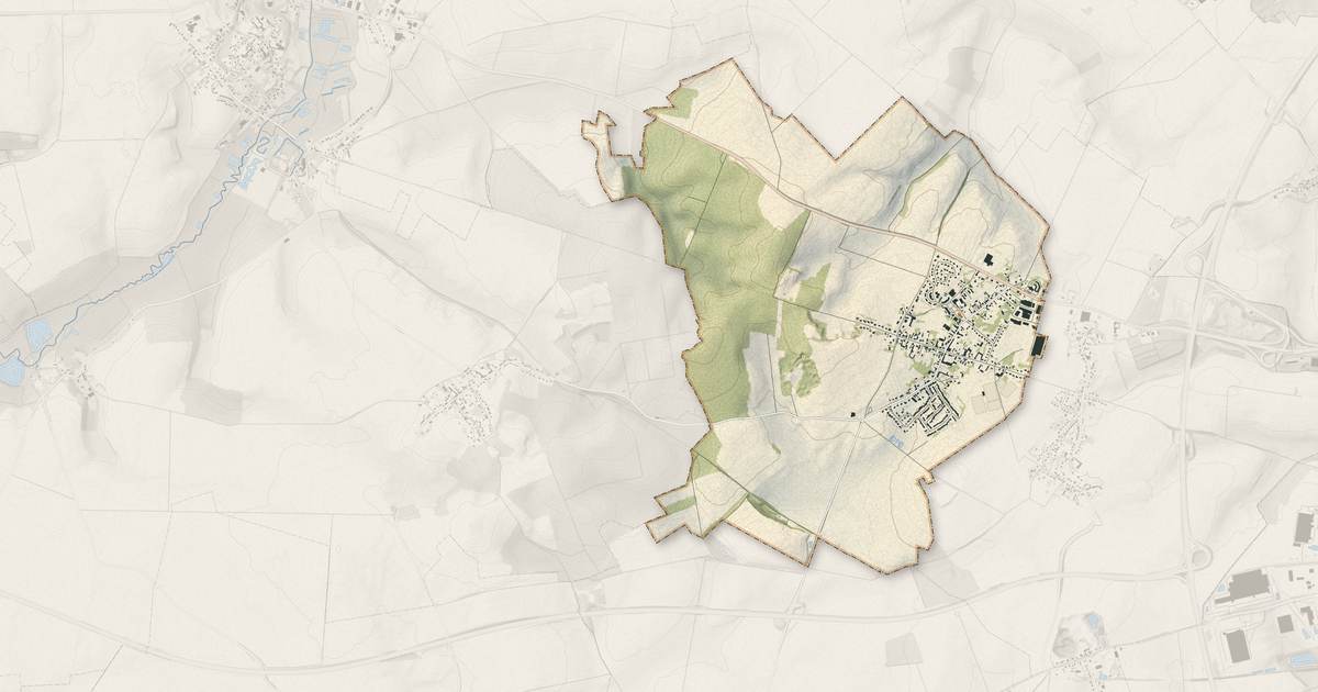 Portrait cartographique de Holnon : relief, eau, forêts, bâti et voies, calculés à partir des données de l'IGN