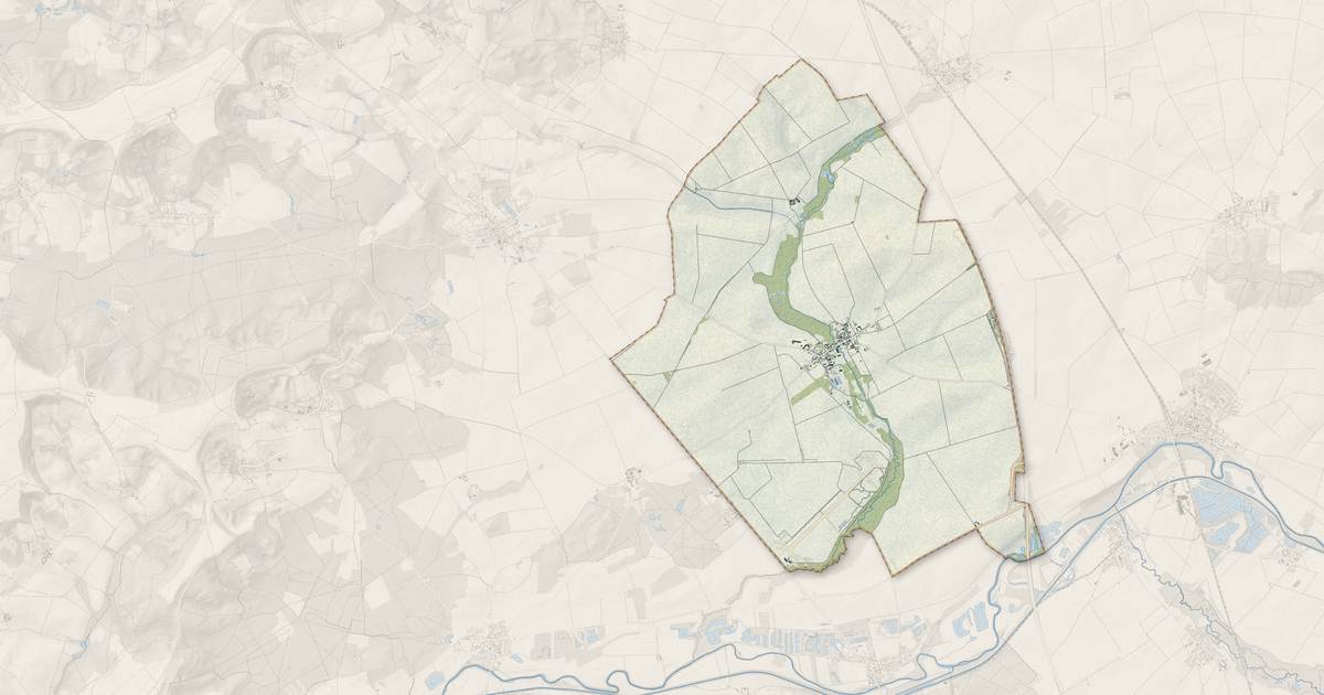 Portrait cartographique de Juvincourt-et-Damary : relief, eau, forêts, bâti et voies, calculés à partir des données de l'IGN