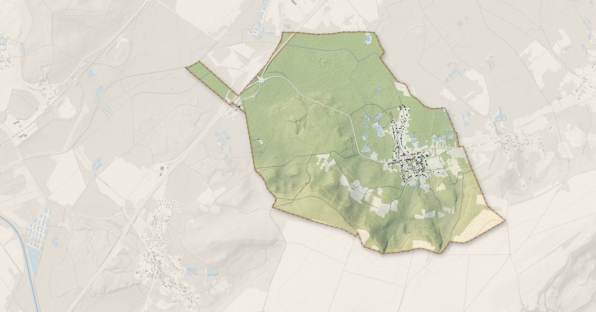 Portrait cartographique de Laval-en-Laonnois : relief, eau, forêts, bâti et voies, calculés à partir des données de l'IGN