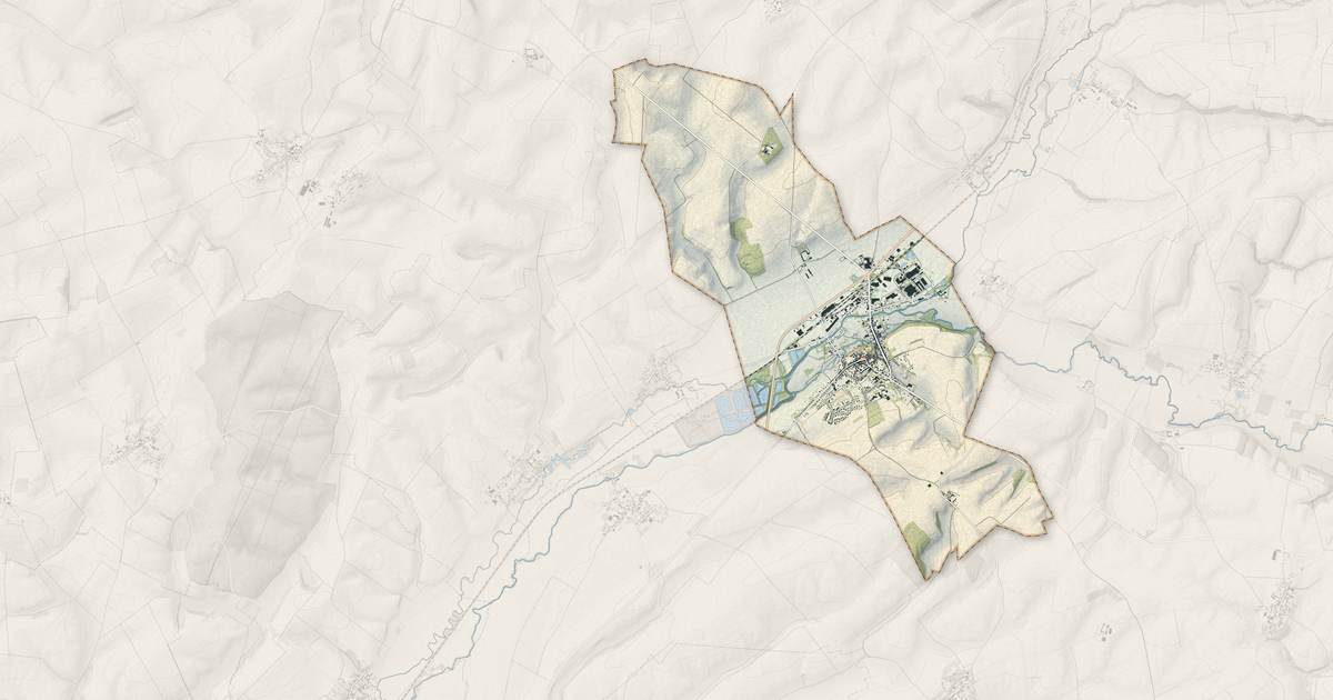 Portrait cartographique de Marle : relief, eau, forêts, bâti et voies, calculés à partir des données de l'IGN