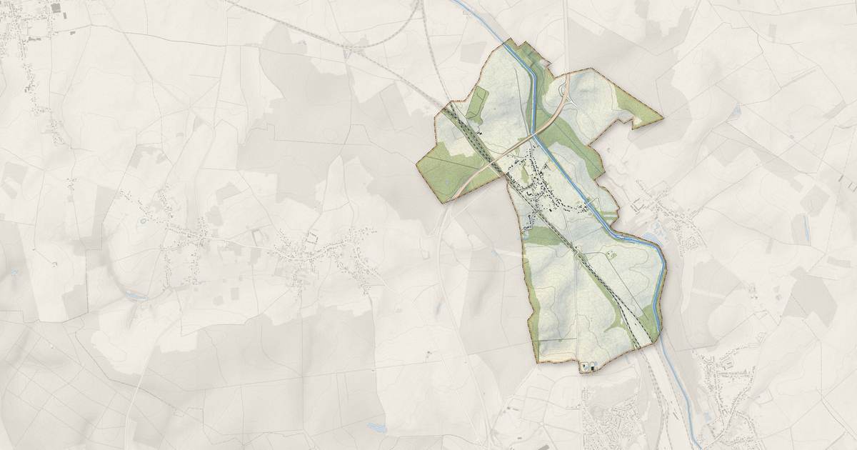 Portrait cartographique de Mennessis : relief, eau, forêts, bâti et voies, calculés à partir des données de l'IGN