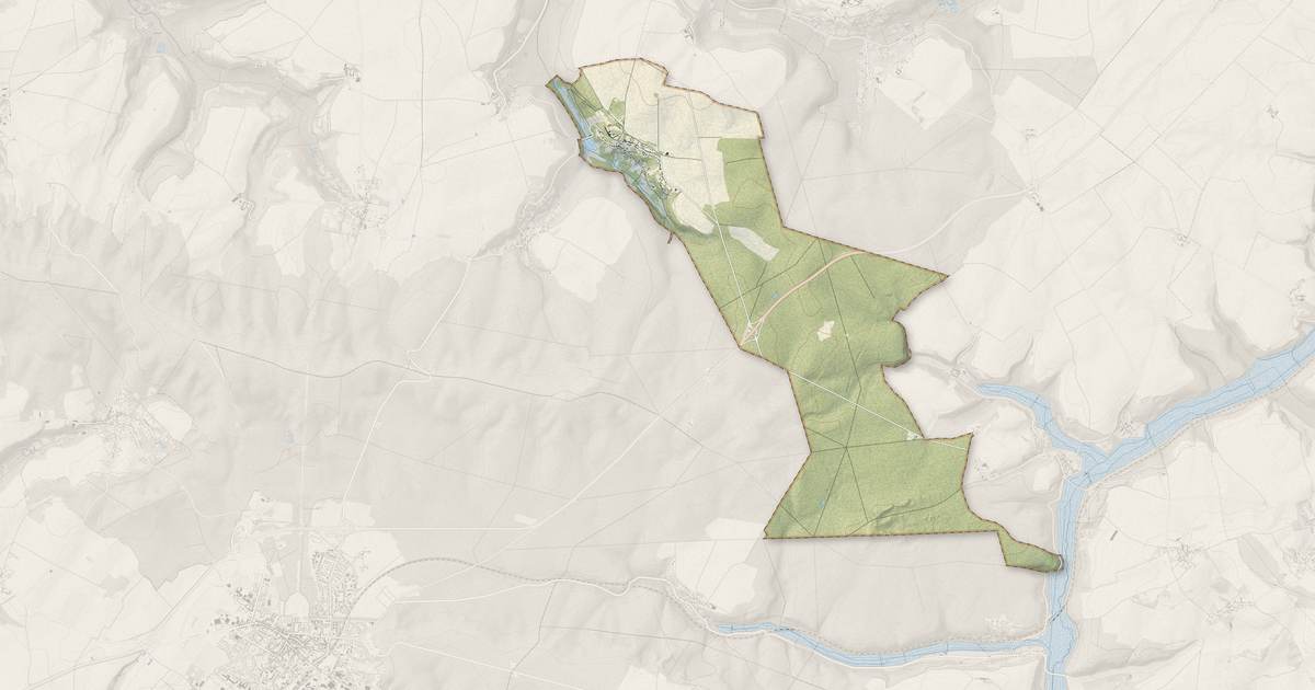 Portrait cartographique de Montgobert : relief, eau, forêts, bâti et voies, calculés à partir des données de l'IGN