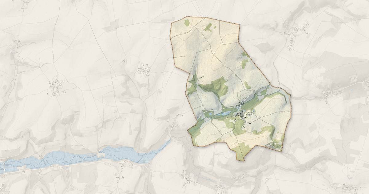 Portrait cartographique de Monthiers : relief, eau, forêts, bâti et voies, calculés à partir des données de l'IGN
