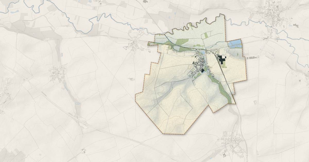 Portrait cartographique de Pouilly-sur-Serre : relief, eau, forêts, bâti et voies, calculés à partir des données de l'IGN