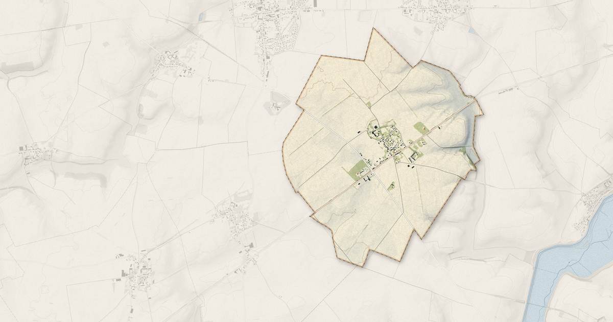Portrait cartographique de Roupy : relief, eau, forêts, bâti et voies, calculés à partir des données de l'IGN
