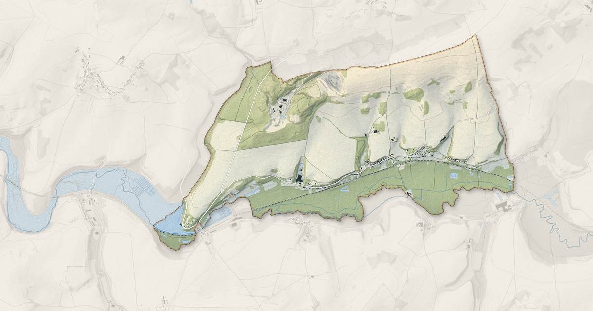 Portrait cartographique de Rozet-Saint-Albin : relief, eau, forêts, bâti et voies, calculés à partir des données de l'IGN