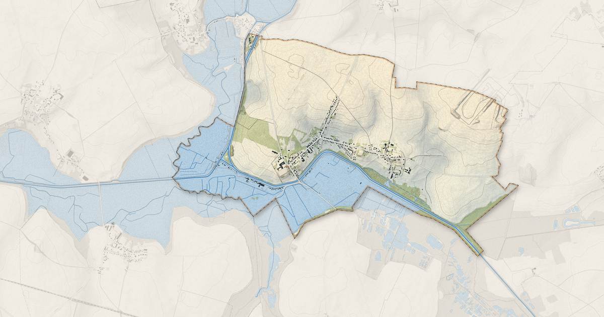 Portrait cartographique de Saint-Simon : relief, eau, forêts, bâti et voies, calculés à partir des données de l'IGN