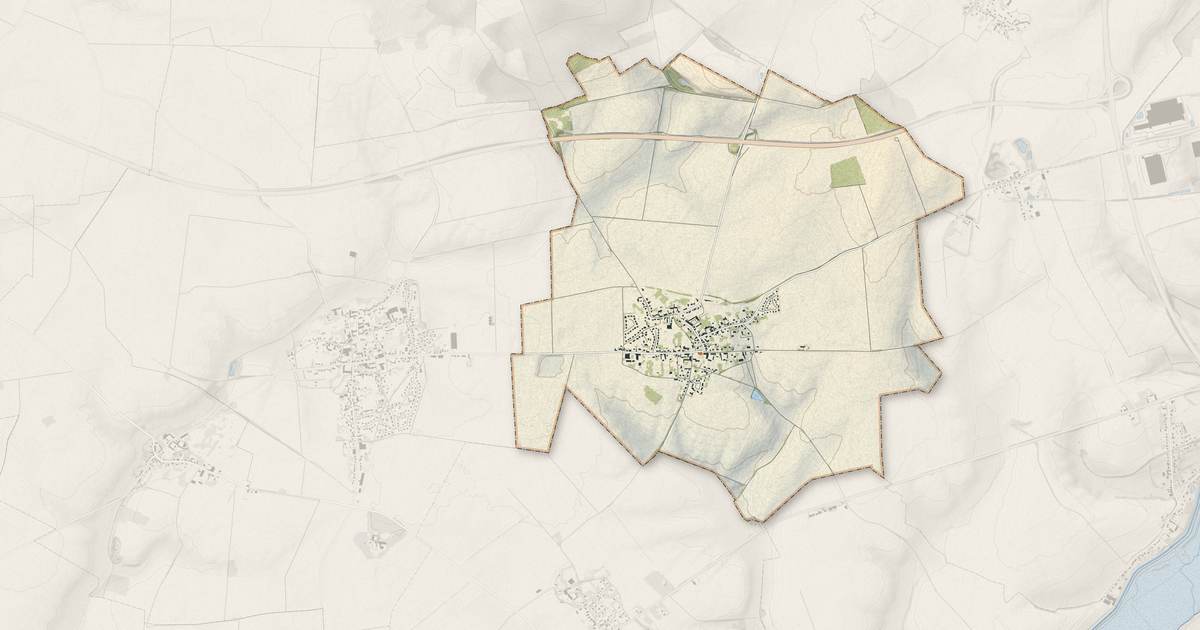 Portrait cartographique de Savy : relief, eau, forêts, bâti et voies, calculés à partir des données de l'IGN