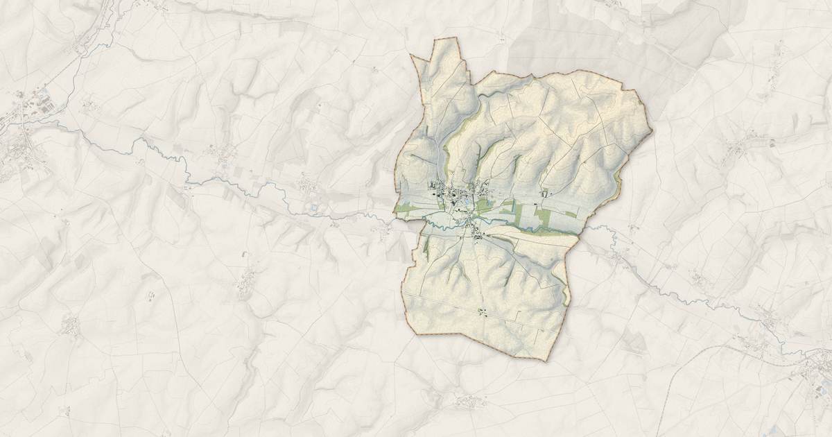 Portrait cartographique de Tavaux-et-Pontséricourt : relief, eau, forêts, bâti et voies, calculés à partir des données de l'IGN