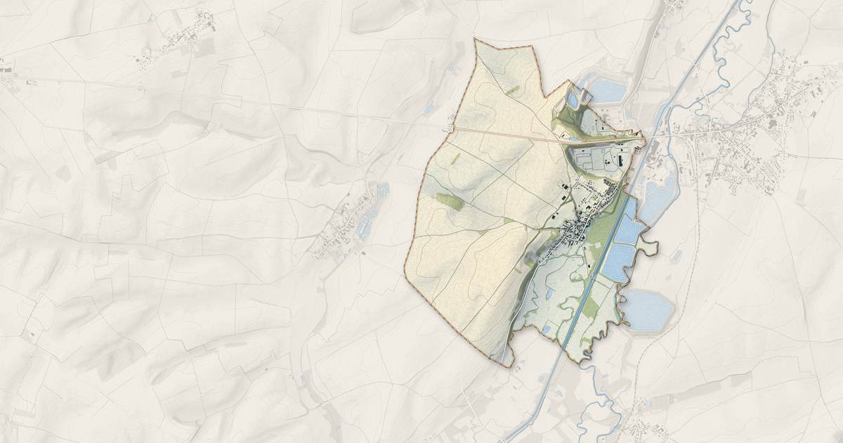 Portrait cartographique de Thenelles : relief, eau, forêts, bâti et voies, calculés à partir des données de l'IGN