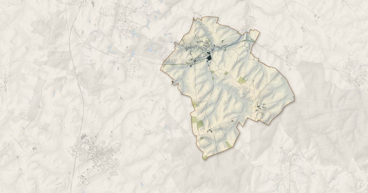 Portrait cartographique de Vaux-Andigny : relief, eau, forêts, bâti et voies, calculés à partir des données de l'IGN